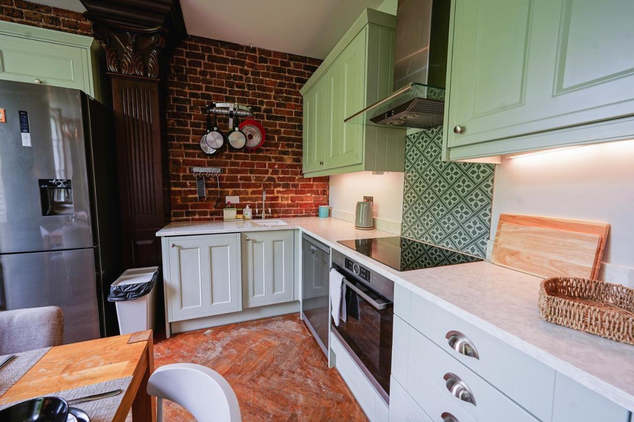 Classic Paddington 2-Bedroom Apartment London Exterior foto